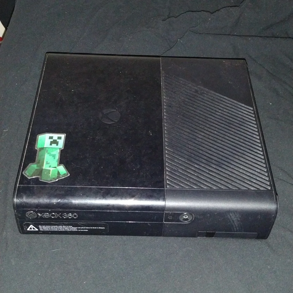 Xbox 360 - Picture 14 of 14